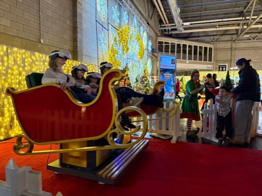 Santa's Sleigh VR Experience 5