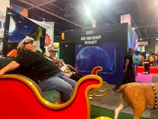 Santa's Sleigh VR Experience 6